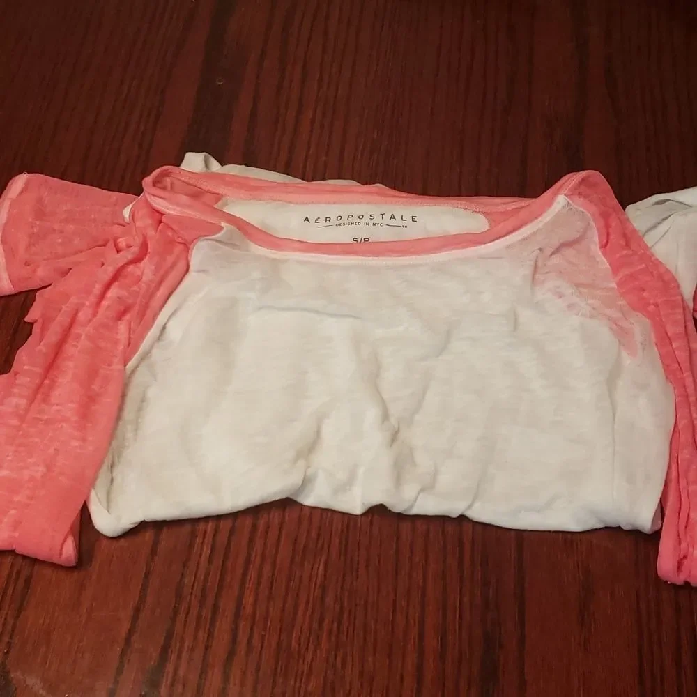 Aeropostale Sheer Tee Size Small - Picture 3 of 3